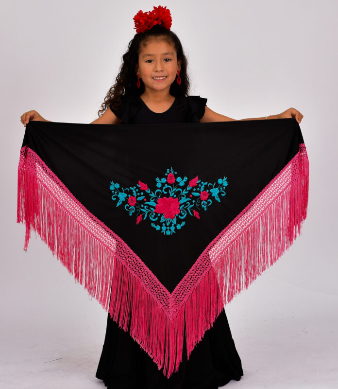 ANUKA – Tienda flamenca online de vestuario especializada en grupos
