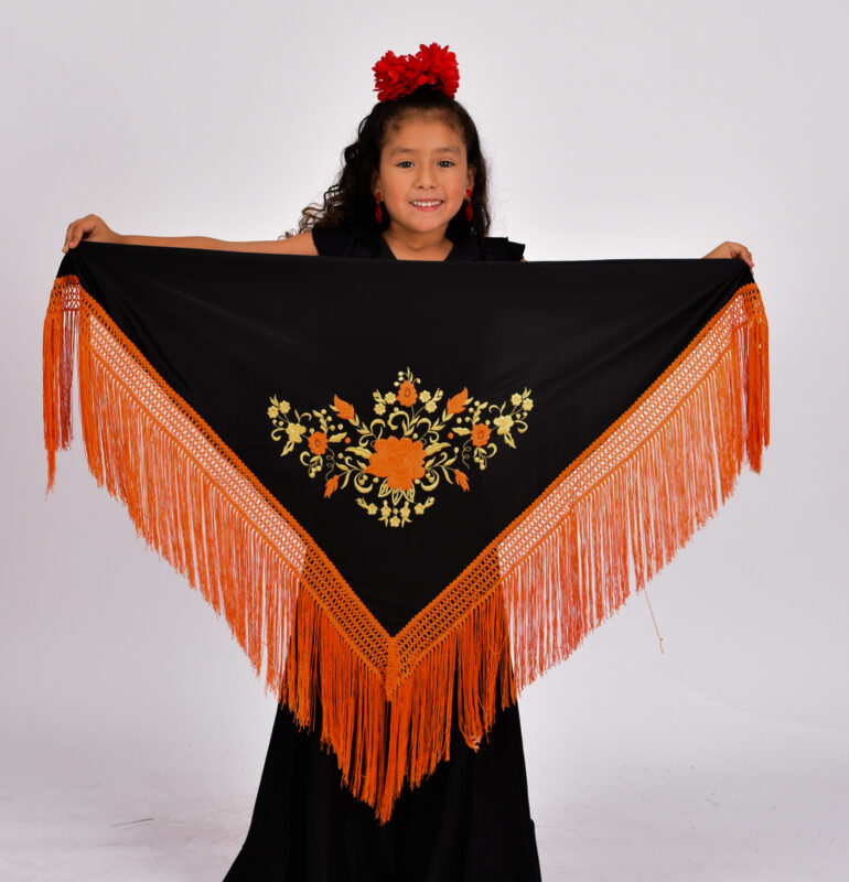 ANUKA – Tienda flamenca online de vestuario especializada en grupos