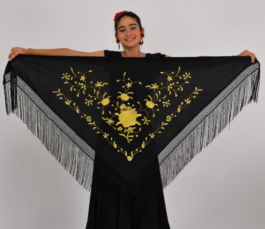 ANUKA – Tienda flamenca online de vestuario especializada en grupos
