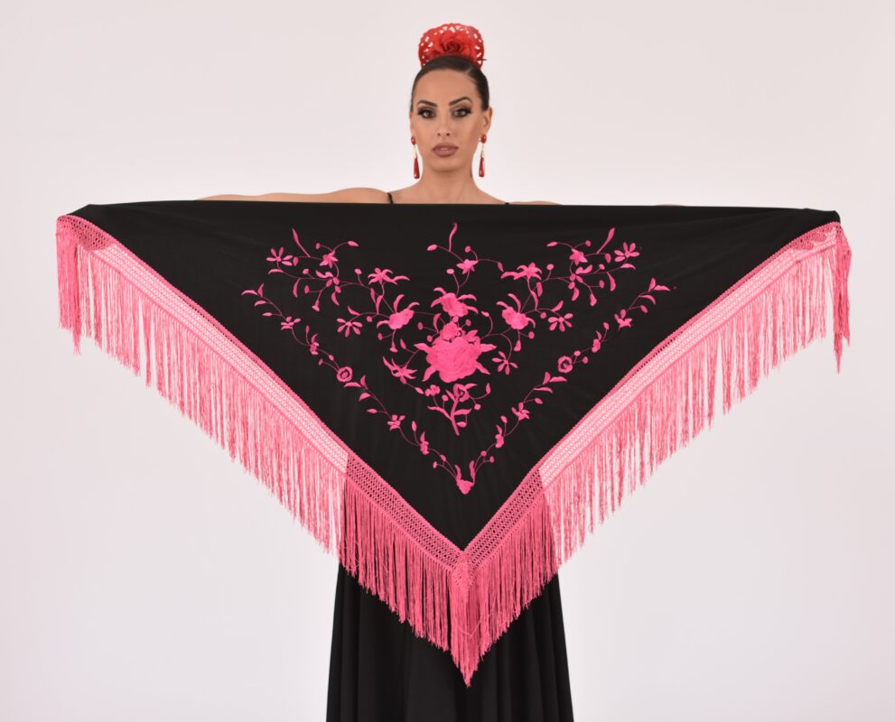 ANUKA – Tienda flamenca online de vestuario especializada en grupos