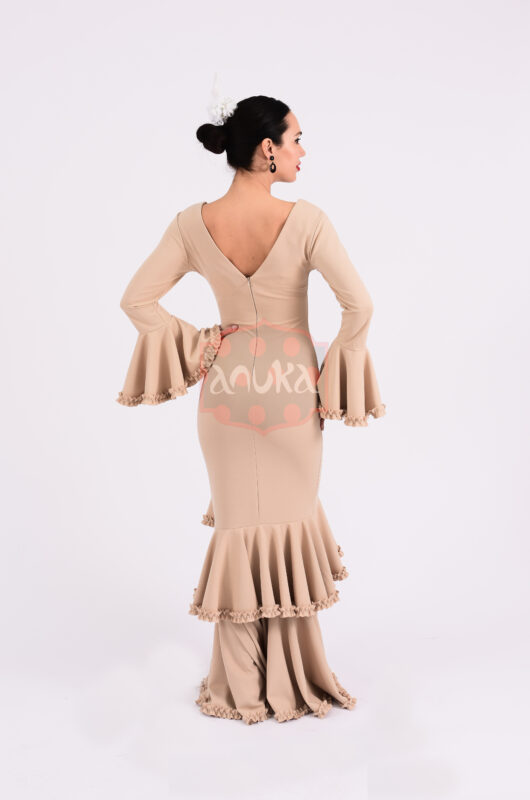 ANUKA – Tienda flamenca online de vestuario especializada en grupos